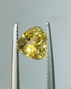 2.32ct Yellow sapphire 