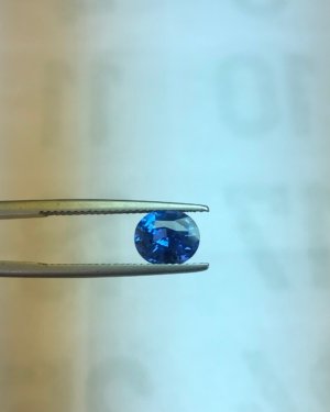 1,83ct Cornflower sapphire 