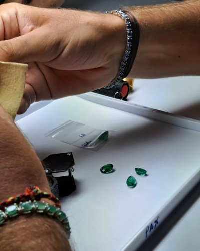 07641662-d817-457c-a0ca-22c557acf2fc